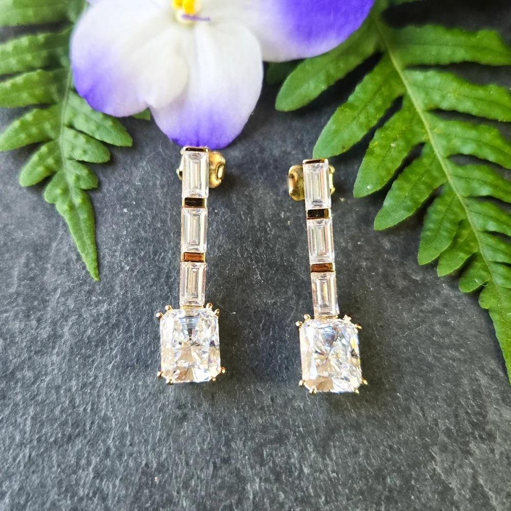 NWT Nadri Chateau Crystal Linear Drop Earrings